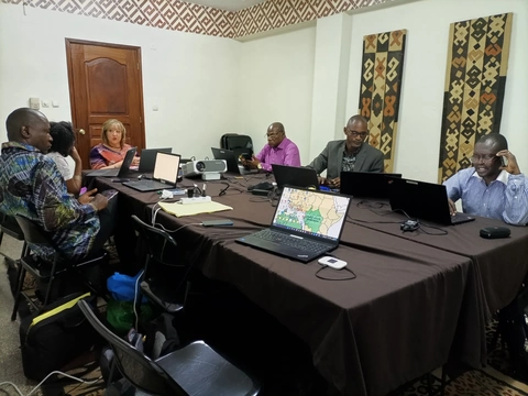 Likita ya mosala ya bakambi elongo na Tammy Cortimilia ya SEED COMPANY.