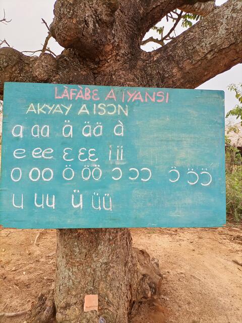 Koyekola kotanga na Iyansi